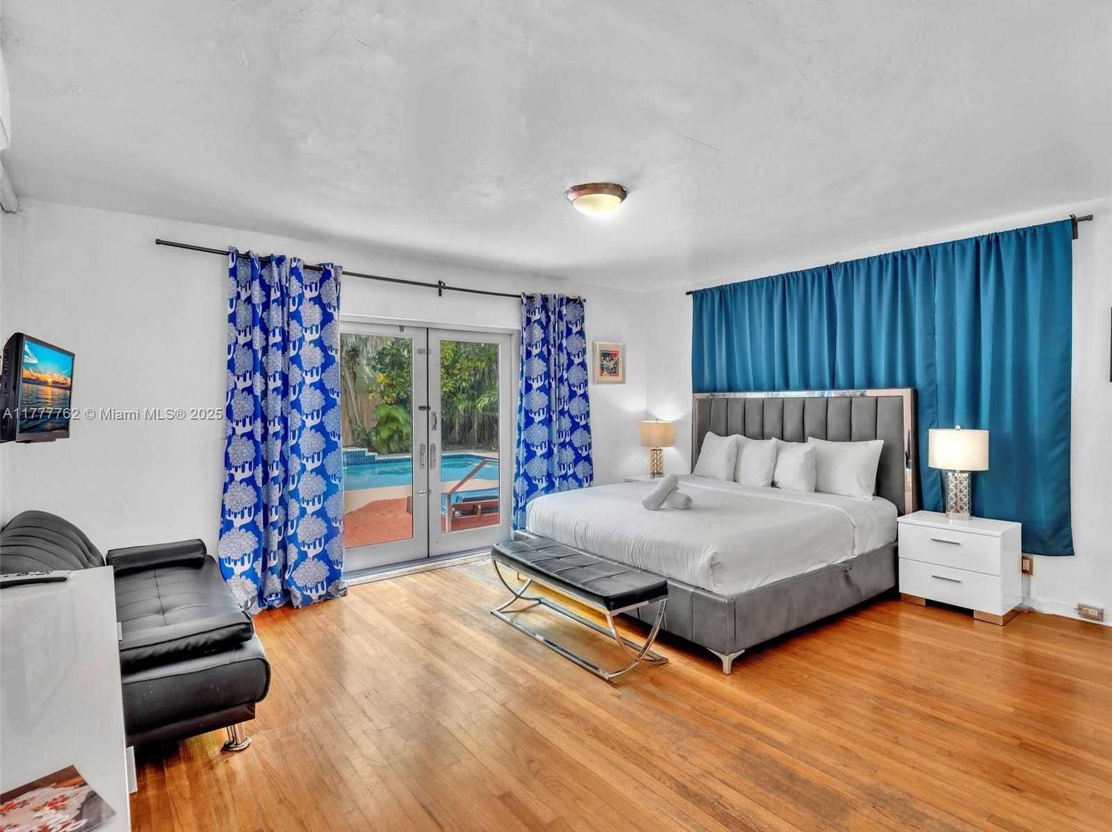 Small Image of 1534 EUCLID AVENUE, Miami Beach Number 11