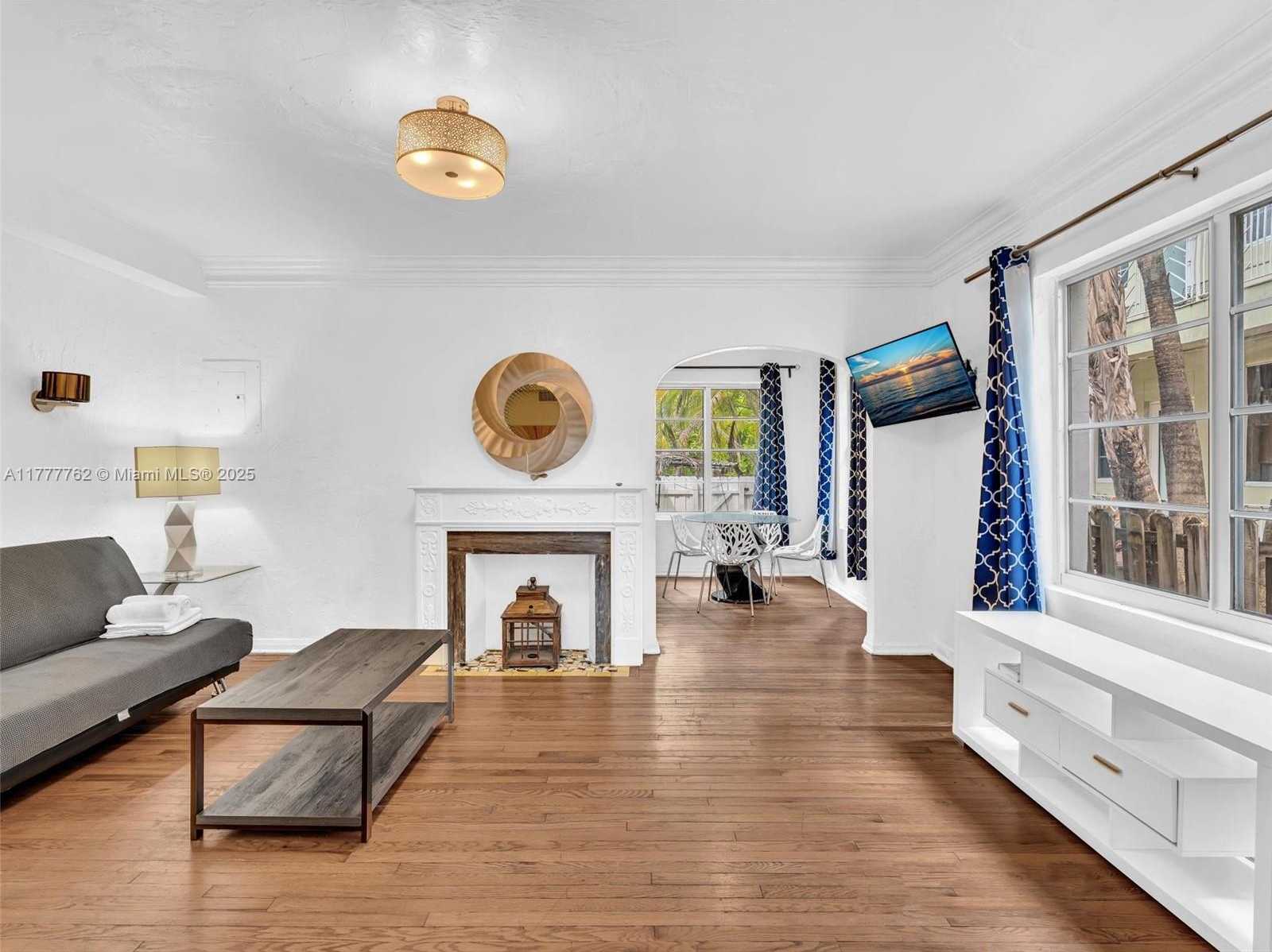 Small Image of 1534 EUCLID AVENUE, Miami Beach Number 17