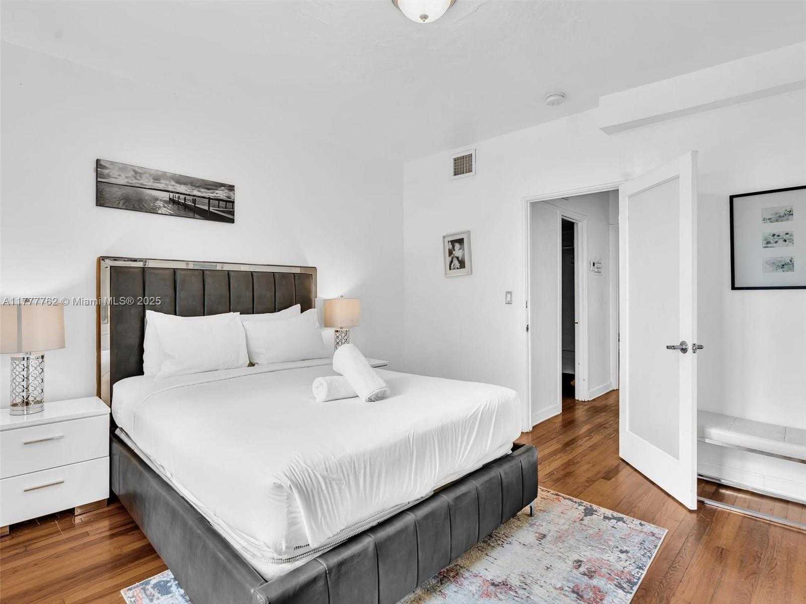 Small Image of 1534 EUCLID AVENUE, Miami Beach Number 19