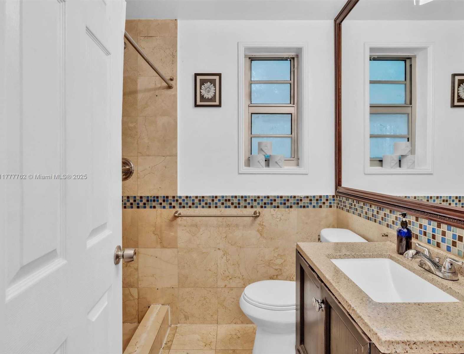 Small Image of 1534 EUCLID AVENUE, Miami Beach Number 26
