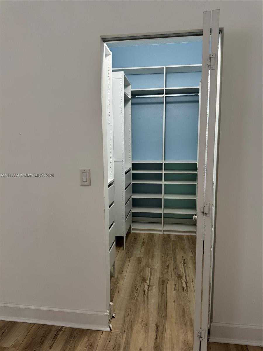 Small Image of 4849 NORTH WEST 57TH CT, Tamarac Number 16