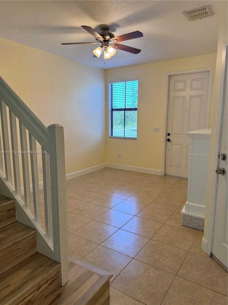 Small Image of 4849 NORTH WEST 57TH CT, Tamarac Number 4