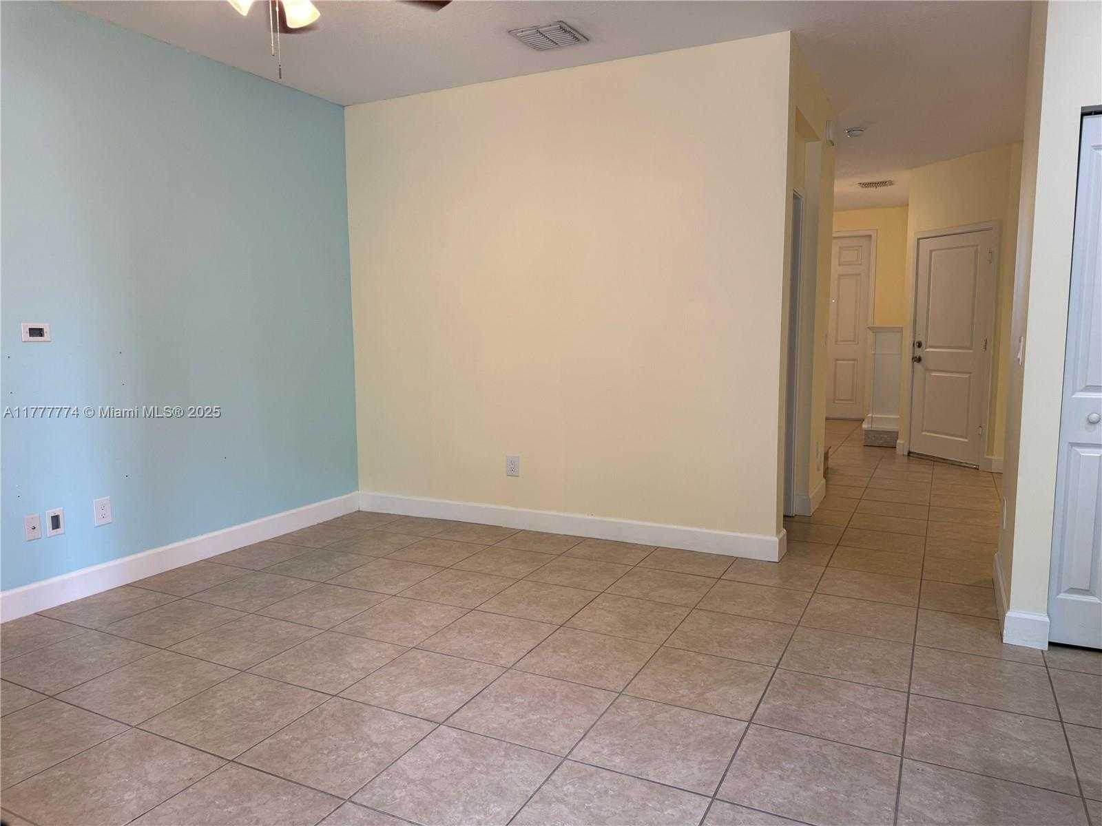Small Image of 4849 NORTH WEST 57TH CT, Tamarac Number 6