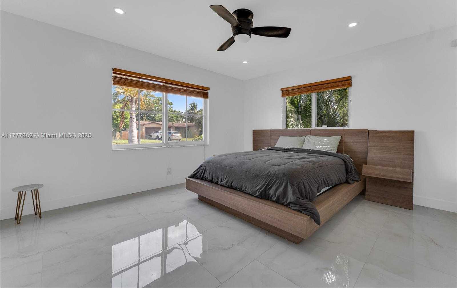 Small Image of 6924 NORTH WEST 8TH CT, Margate Number 20