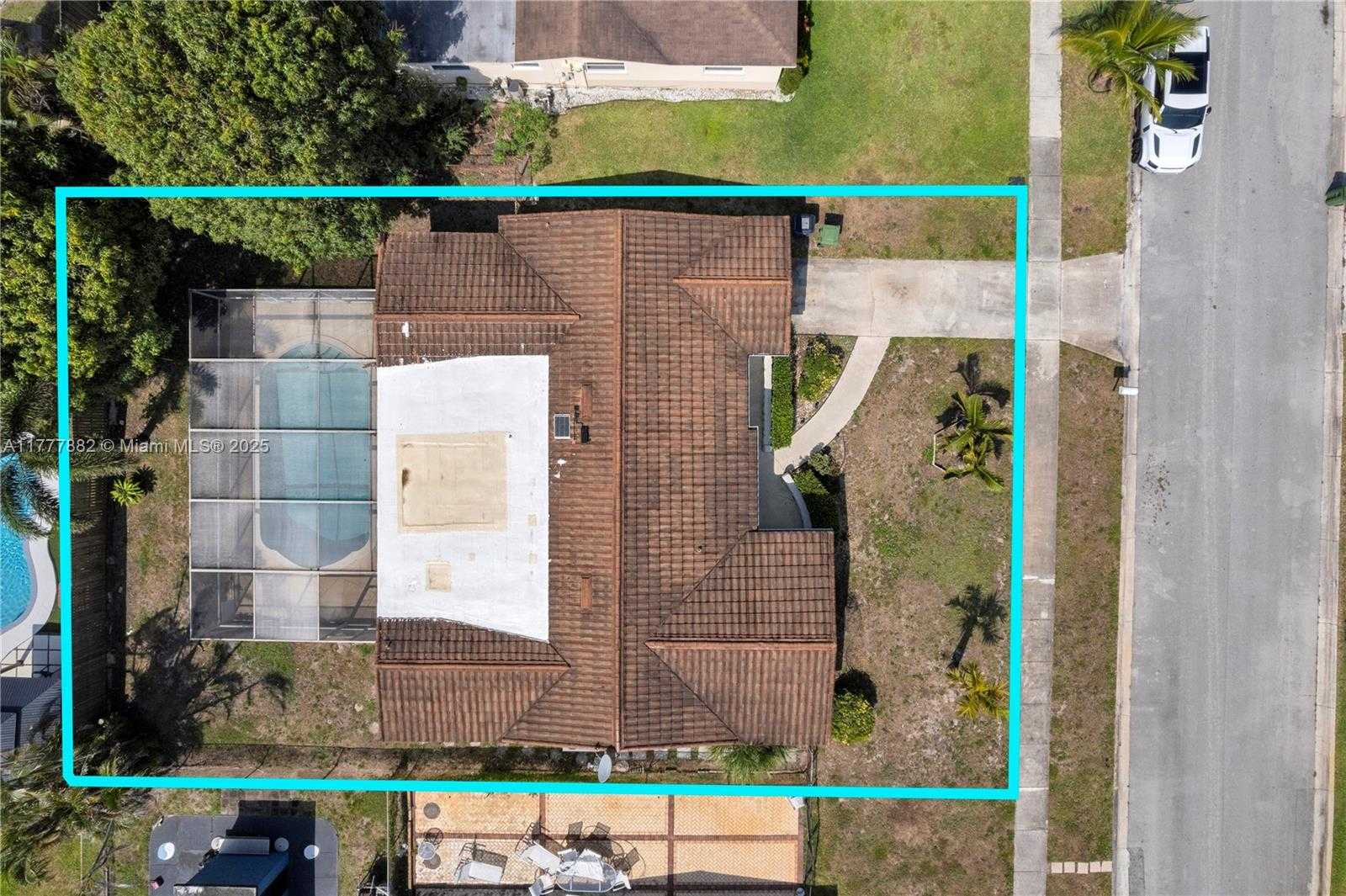 Small Image of 6924 NORTH WEST 8TH CT, Margate Number 5