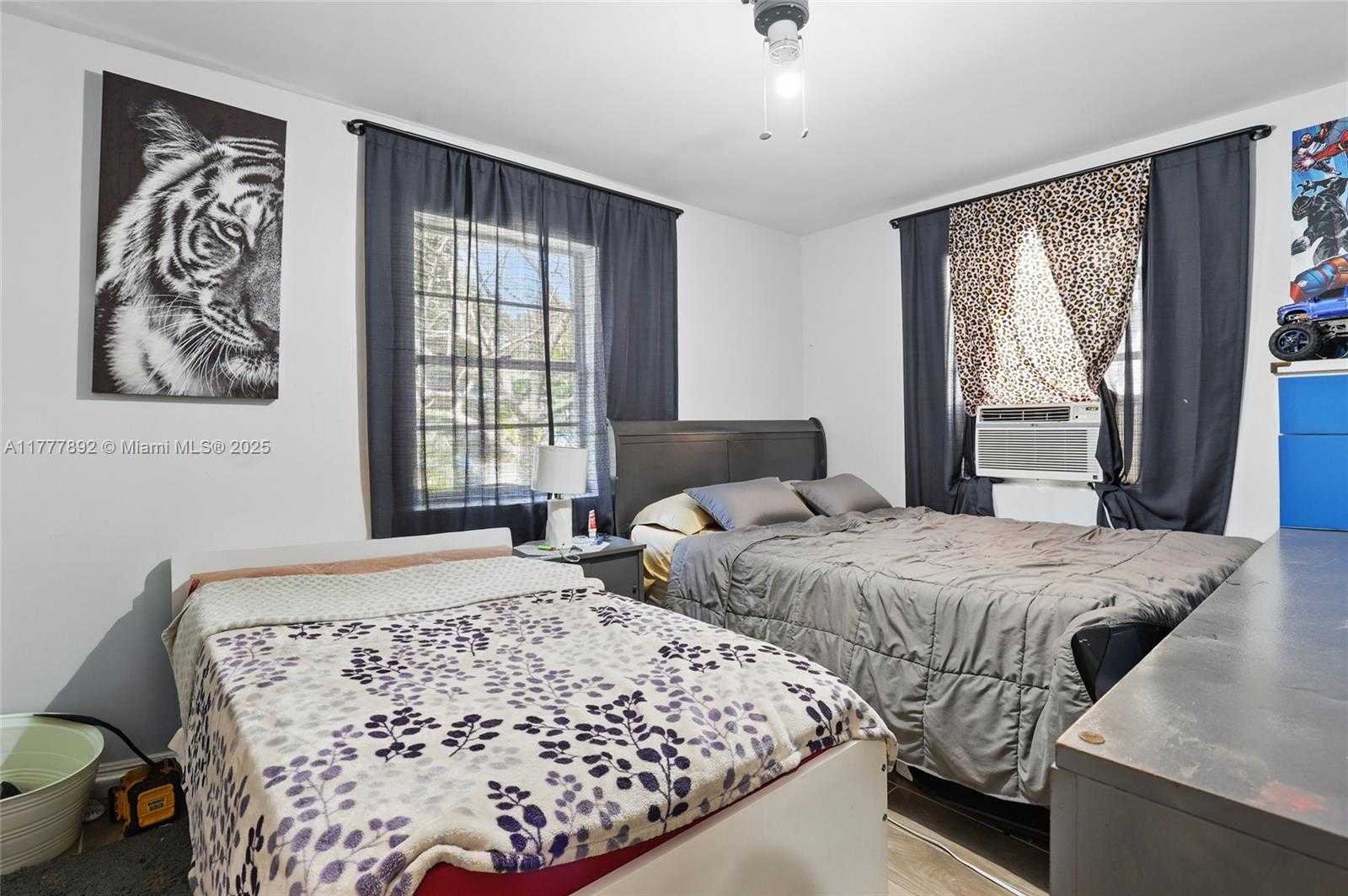 Small Image of 936 38TH ST, West Palm Beach Number 19