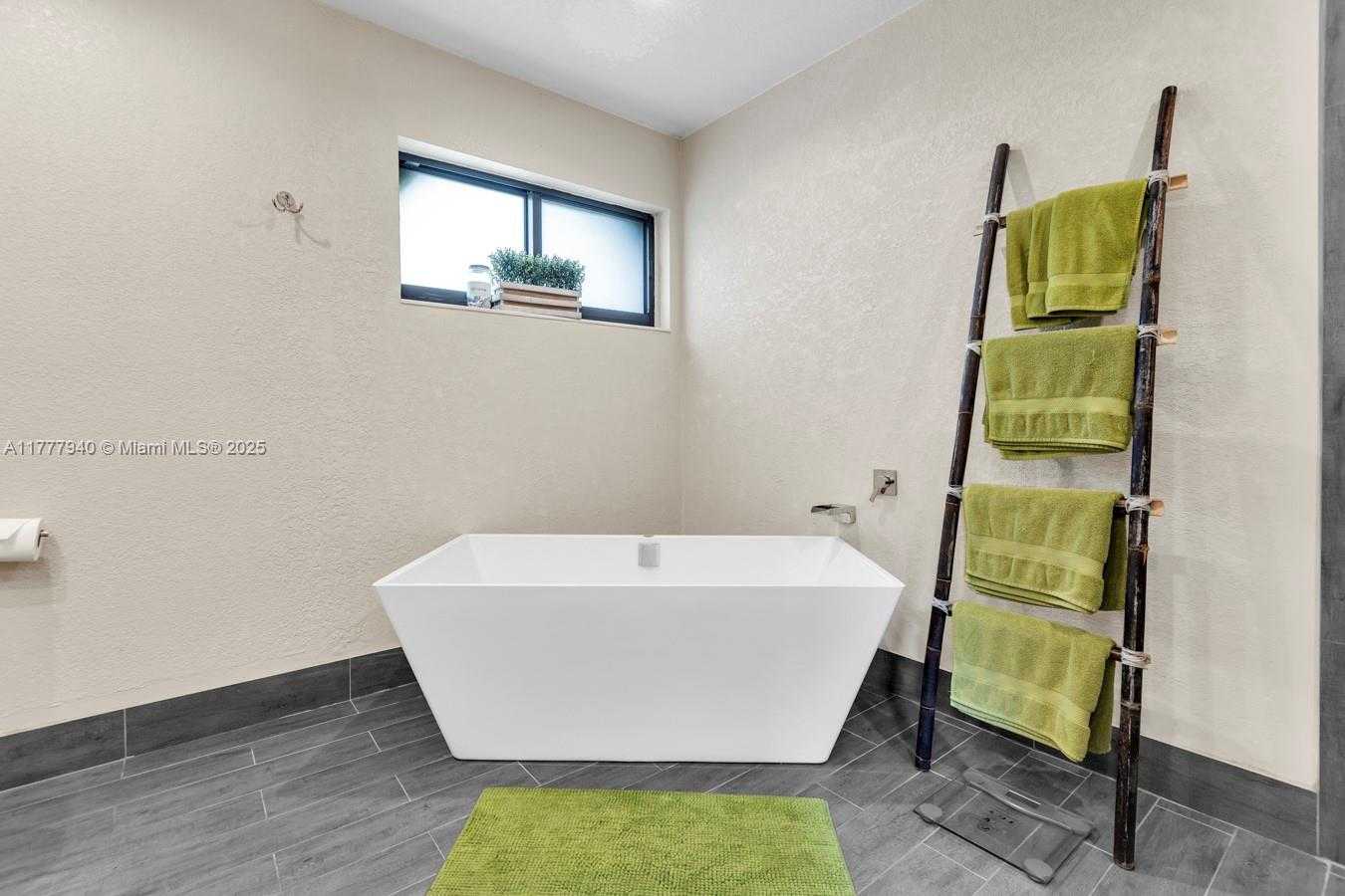 Small Image of 14811 ARCHERHALL ST, Davie Number 15