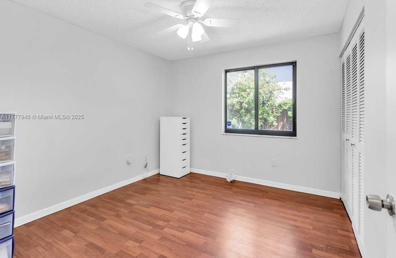 Small Image of 14811 ARCHERHALL ST, Davie Number 23