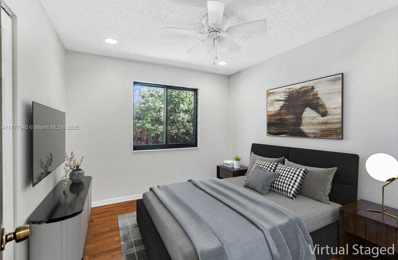 Small Image of 14811 ARCHERHALL ST, Davie Number 25