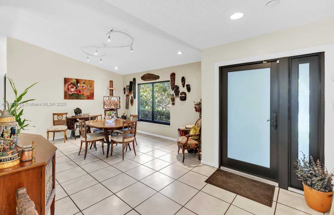Small Image of 14811 ARCHERHALL ST, Davie Number 37