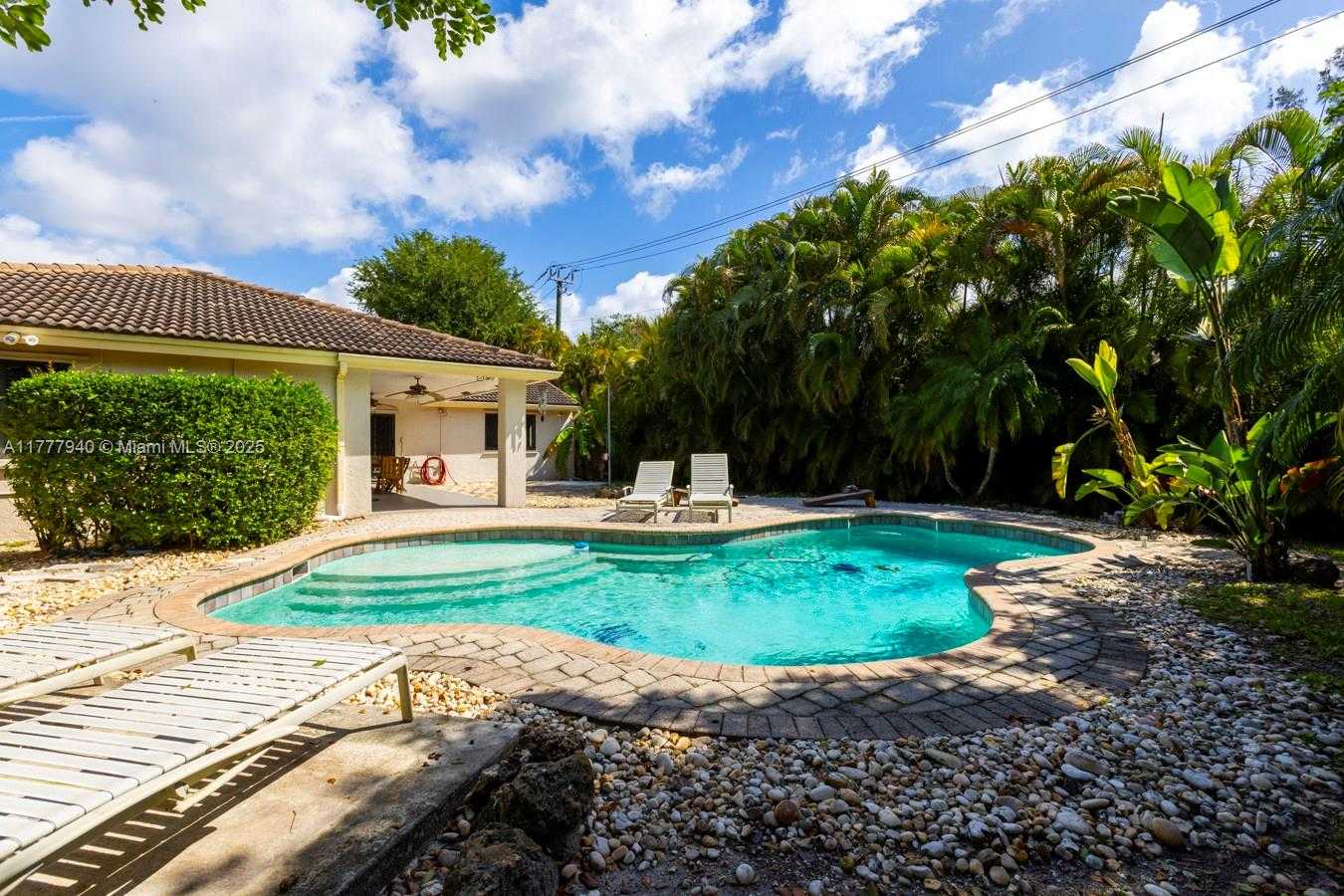 Small Image of 14811 ARCHERHALL ST, Davie Number 42