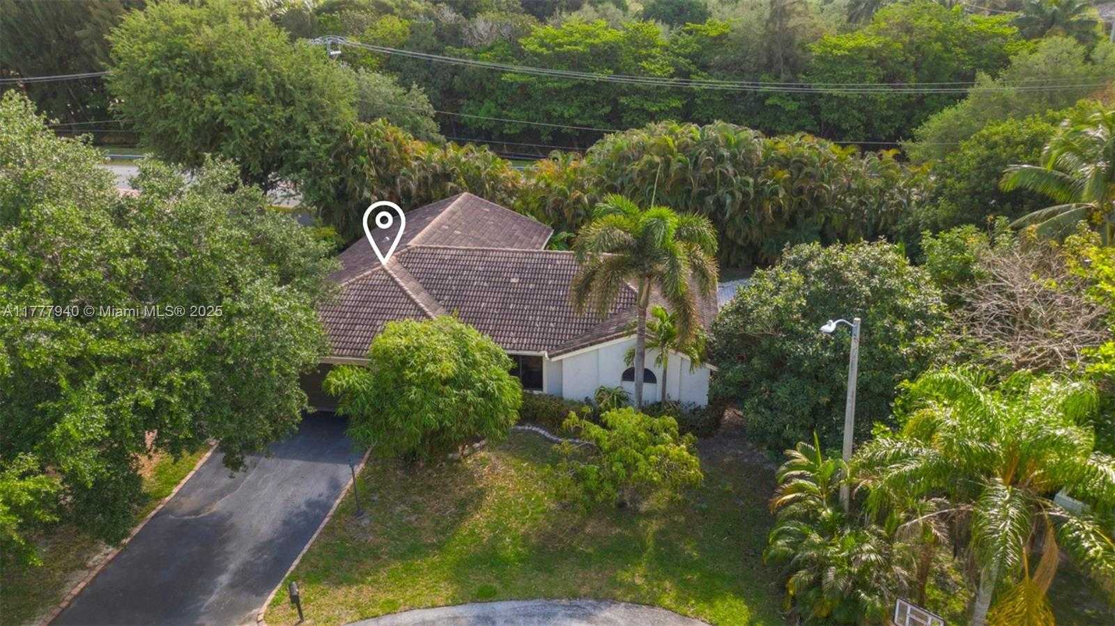 Small Image of 14811 ARCHERHALL ST, Davie Number 51