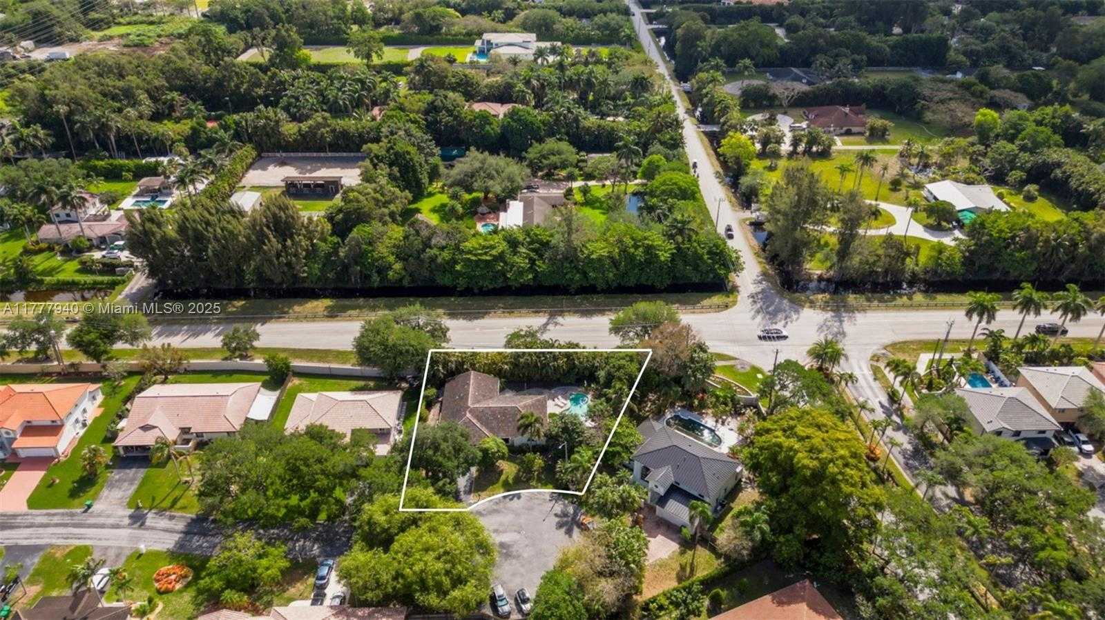Small Image of 14811 ARCHERHALL ST, Davie Number 63