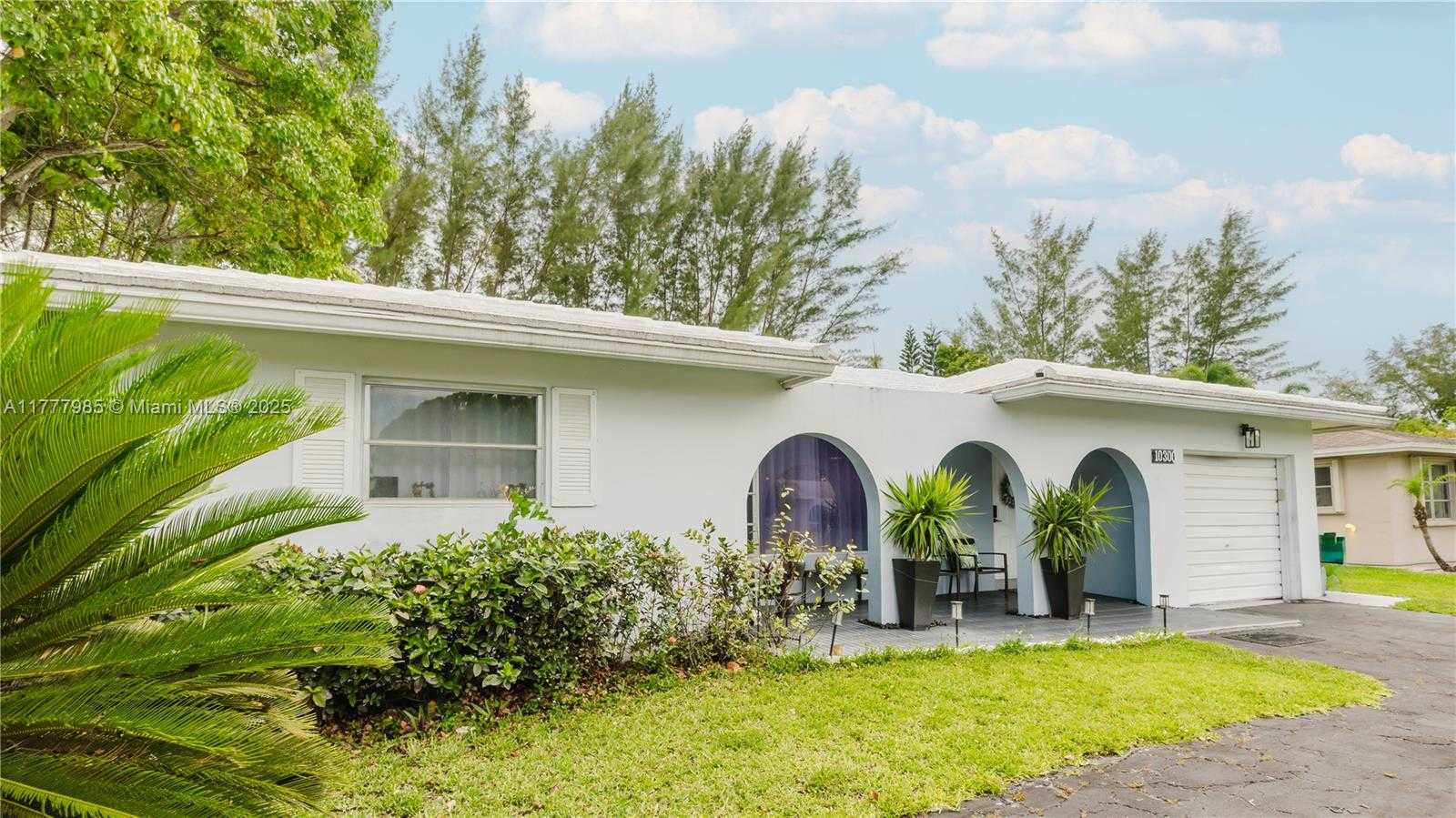 Small Image of 10300 NORTH WEST 80TH CT, Tamarac Number 21