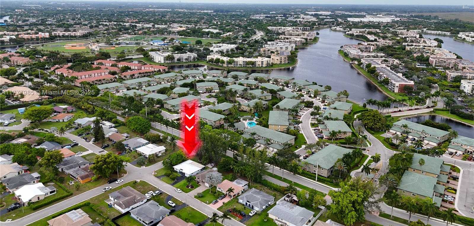 Small Image of 10300 NORTH WEST 80TH CT, Tamarac Number 27