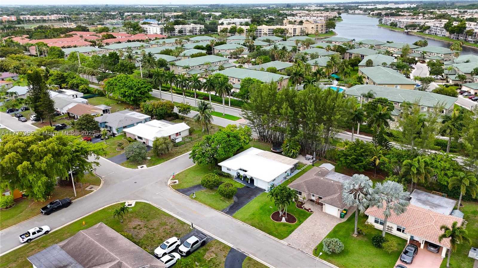 Small Image of 10300 NORTH WEST 80TH CT, Tamarac Number 28