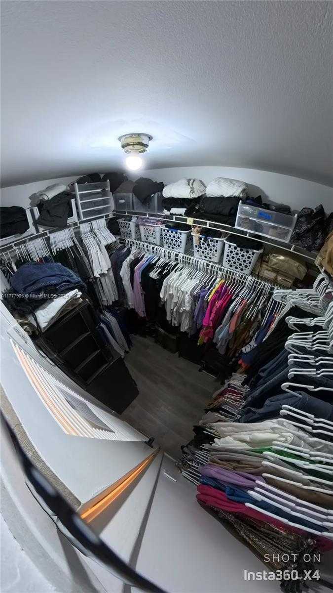 Small Image of 10300 NORTH WEST 80TH CT, Tamarac Number 8