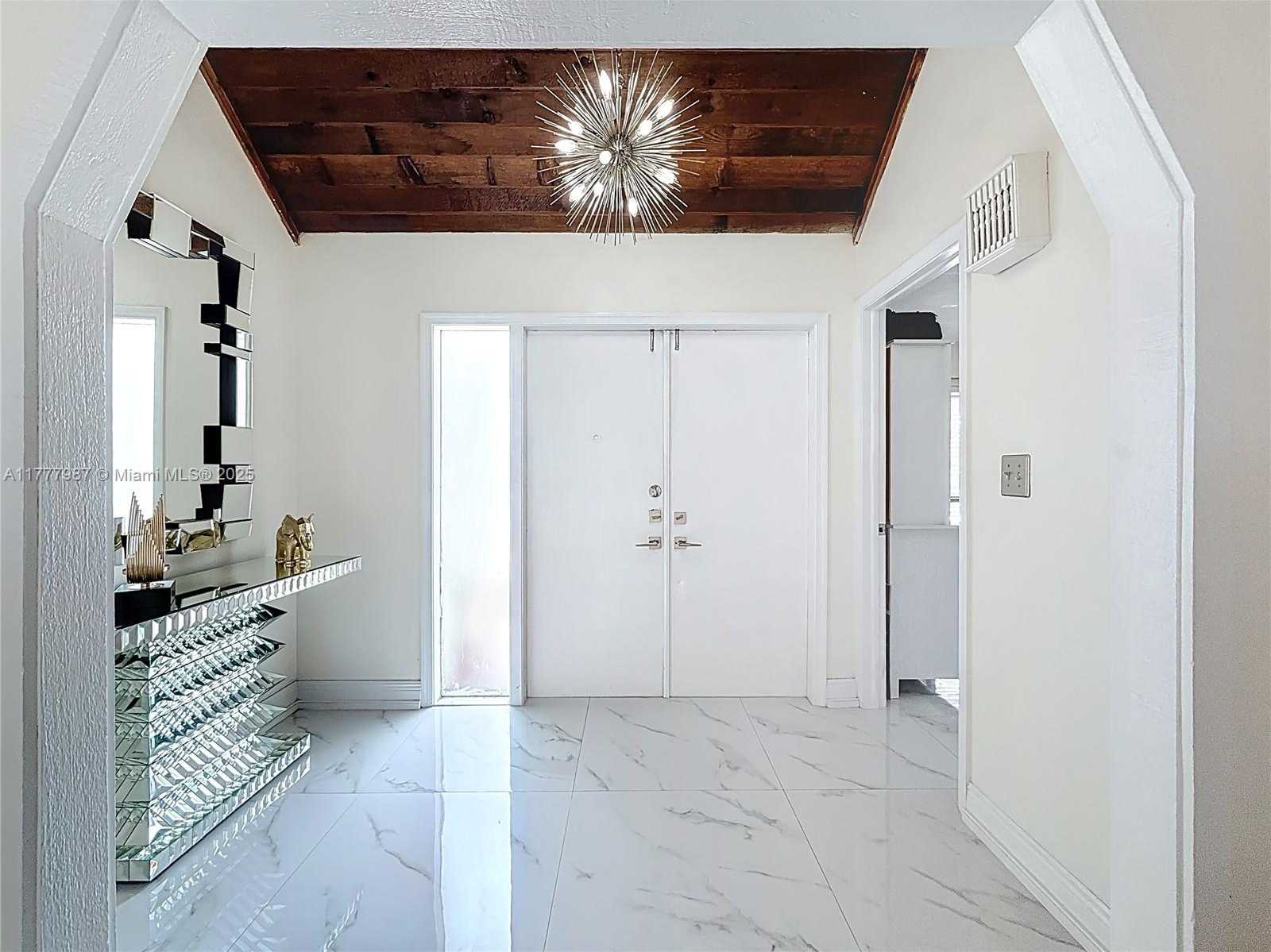 Small Image of 750 NORTH WEST 77TH AVE, Plantation Number 11