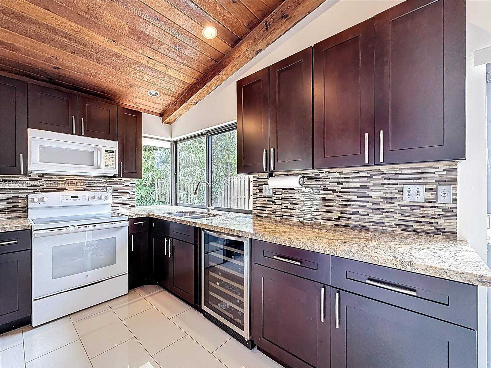 Small Image of 750 NORTH WEST 77TH AVE, Plantation Number 19