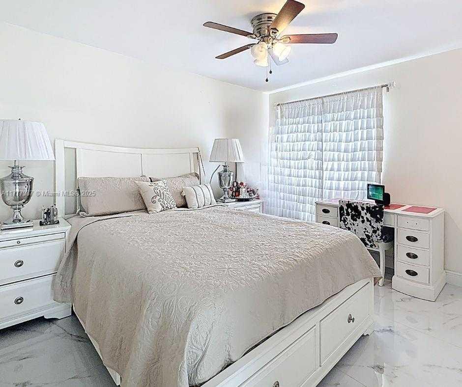 Small Image of 750 NORTH WEST 77TH AVE, Plantation Number 30
