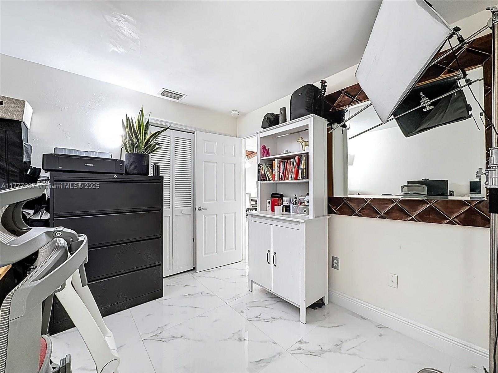 Small Image of 750 NORTH WEST 77TH AVE, Plantation Number 33