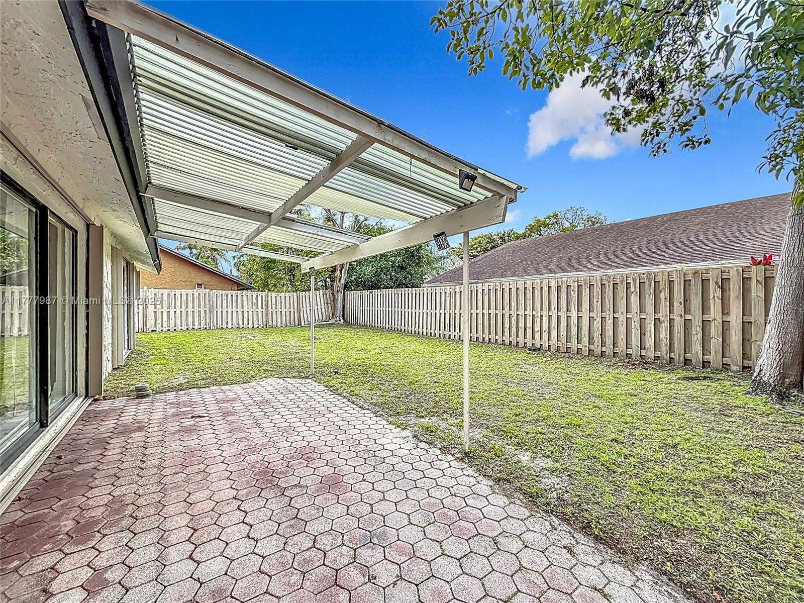 Small Image of 750 NORTH WEST 77TH AVE, Plantation Number 39