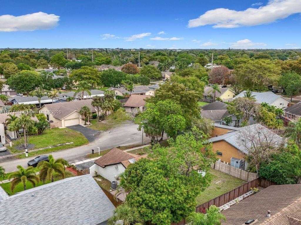 Small Image of 750 NORTH WEST 77TH AVE, Plantation Number 43