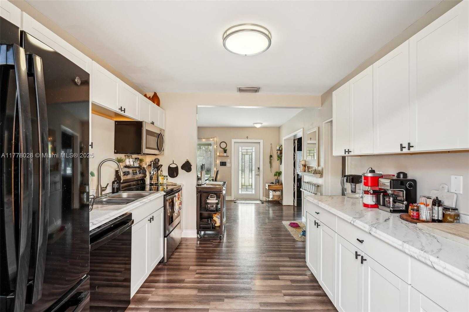 Small Image of 4580 NORTH WEST 3RD AVE, Oakland Park Number 14