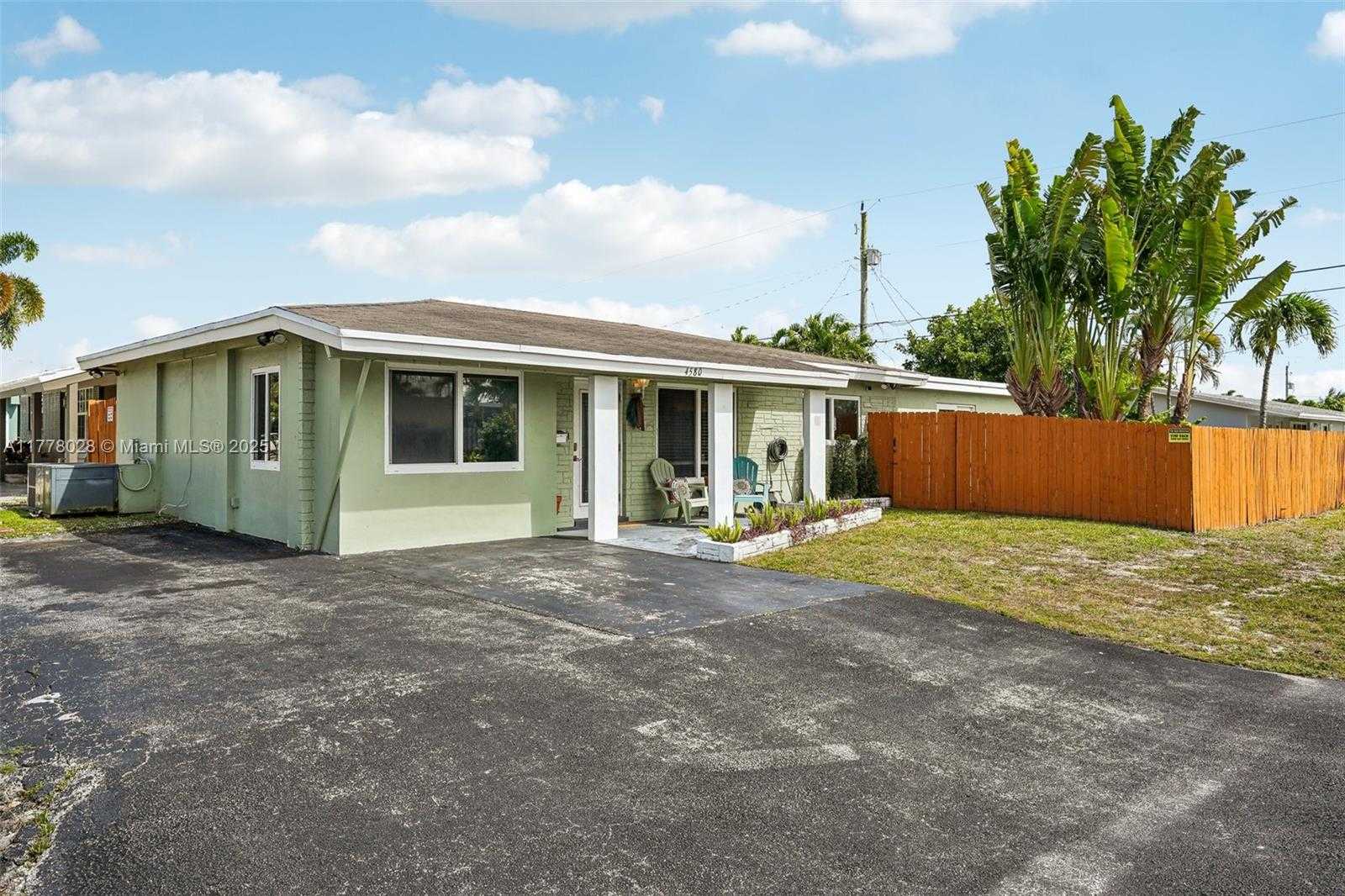Small Image of 4580 NORTH WEST 3RD AVE, Oakland Park Number 3