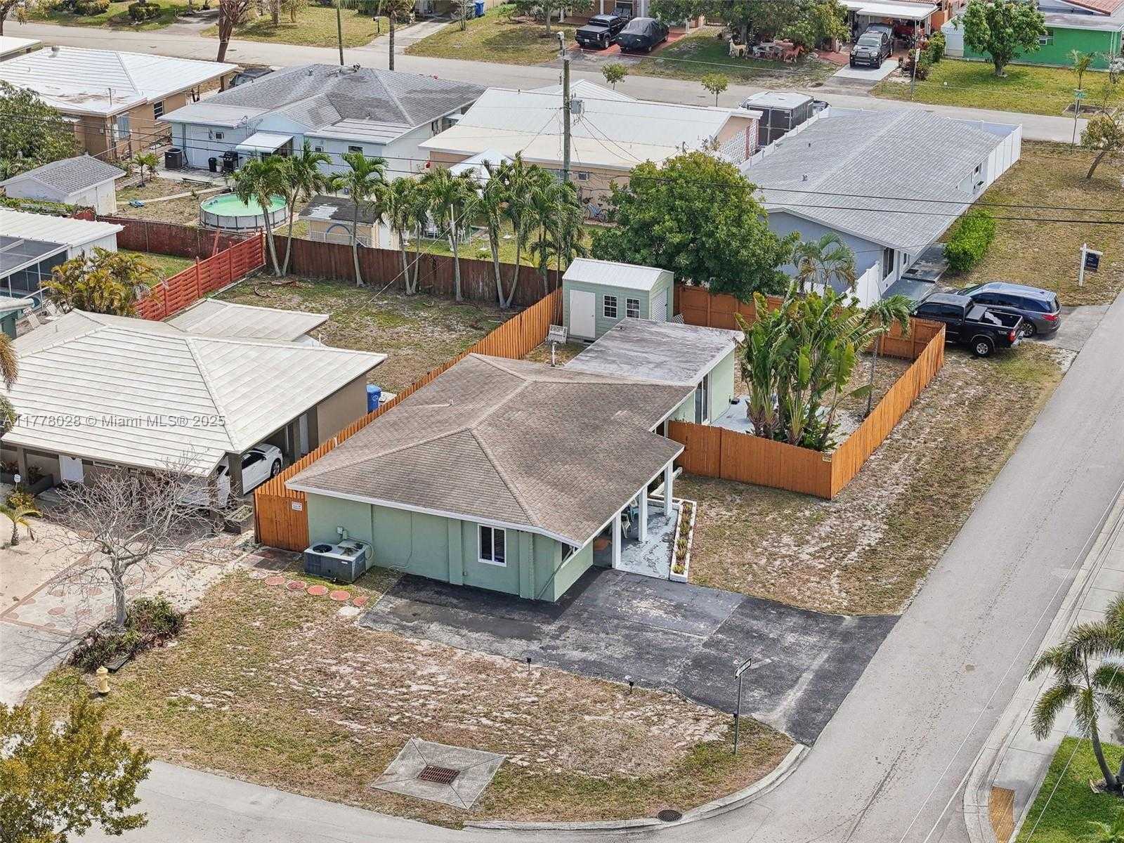 Small Image of 4580 NORTH WEST 3RD AVE, Oakland Park Number 35