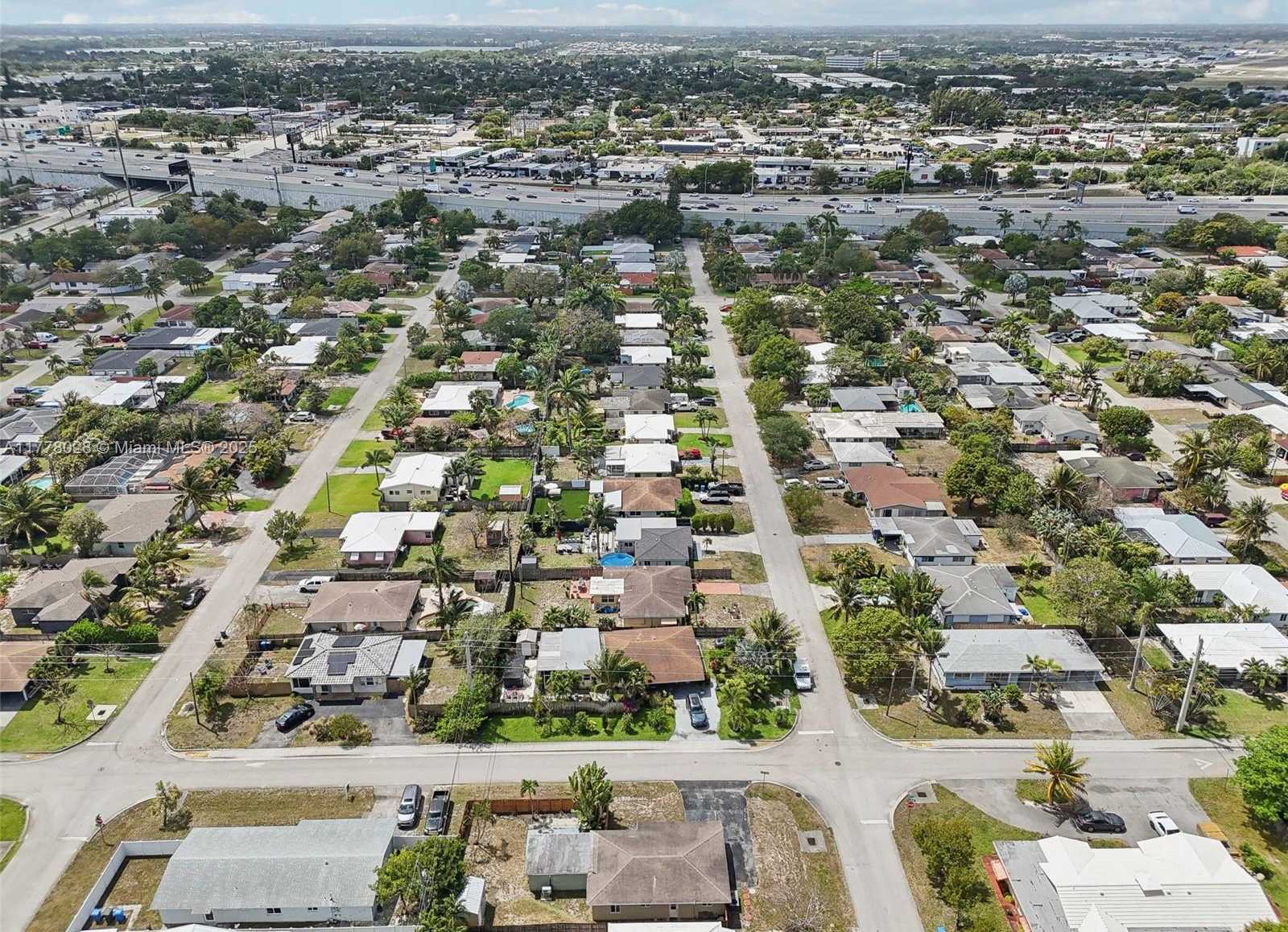 Small Image of 4580 NORTH WEST 3RD AVE, Oakland Park Number 38