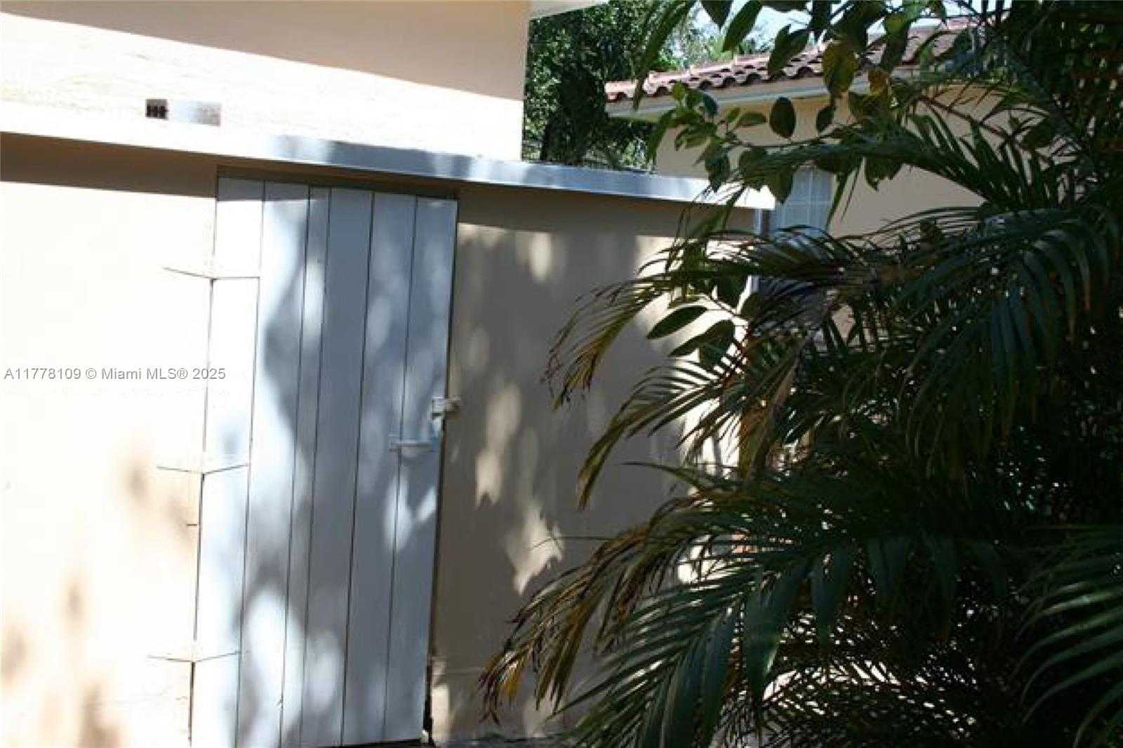 Small Image of 301 SOUTH WEST 51ST AVE, Miami Number 14