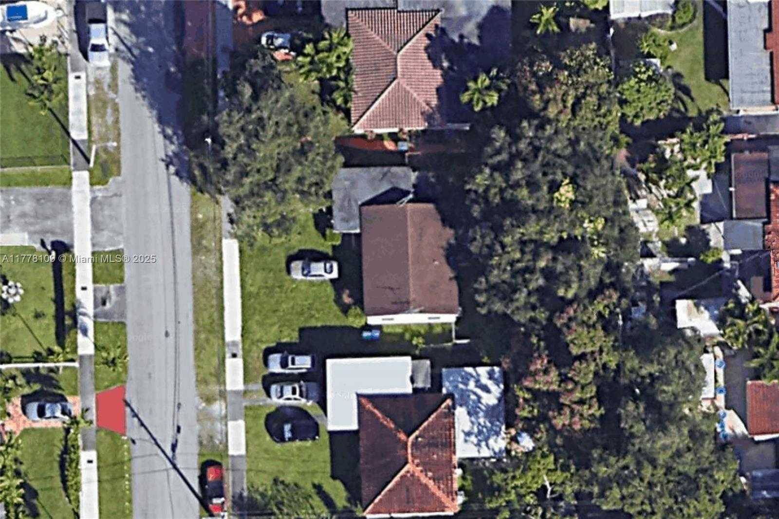 Small Image of 301 SOUTH WEST 51ST AVE, Miami Number 18