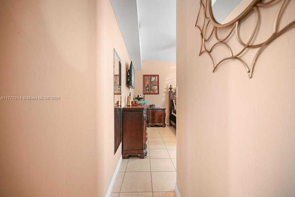 Small Image of 1500 NORTH EAST 141ST ST, North Miami Number 26