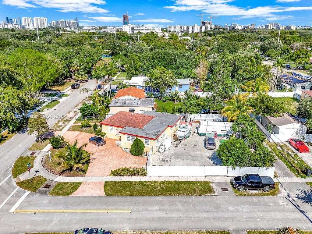 Small Image of 1500 NORTH EAST 141ST ST, North Miami Number 5