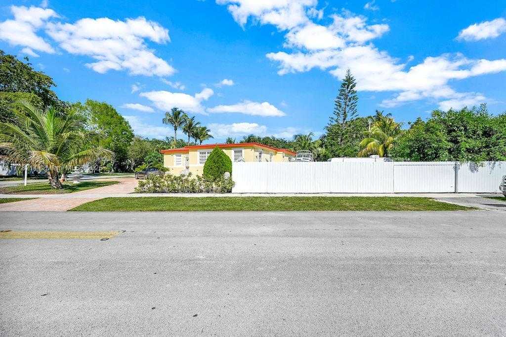 Small Image of 1500 NORTH EAST 141ST ST, North Miami Number 55