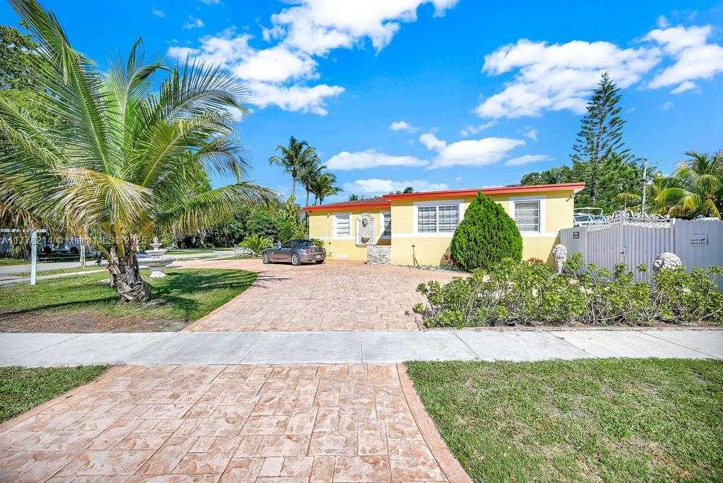 Small Image of 1500 NORTH EAST 141ST ST, North Miami Number 6