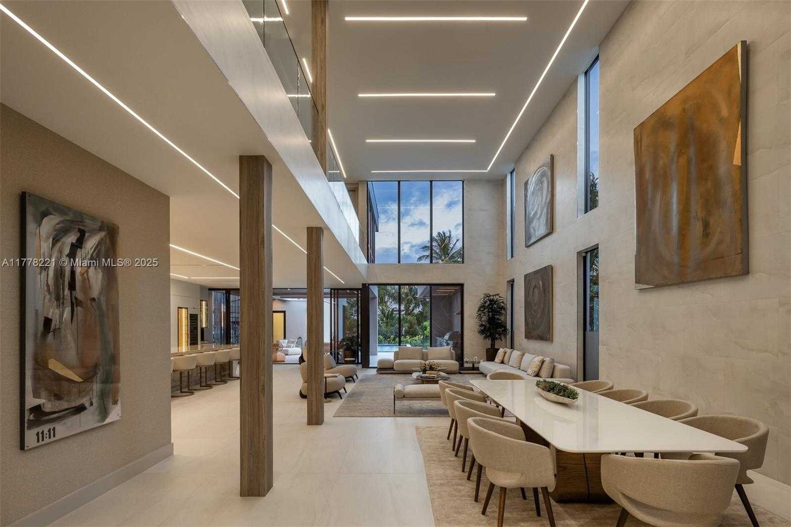 Small Image of 725 NORTH EAST 77TH STREET, Miami Number 11