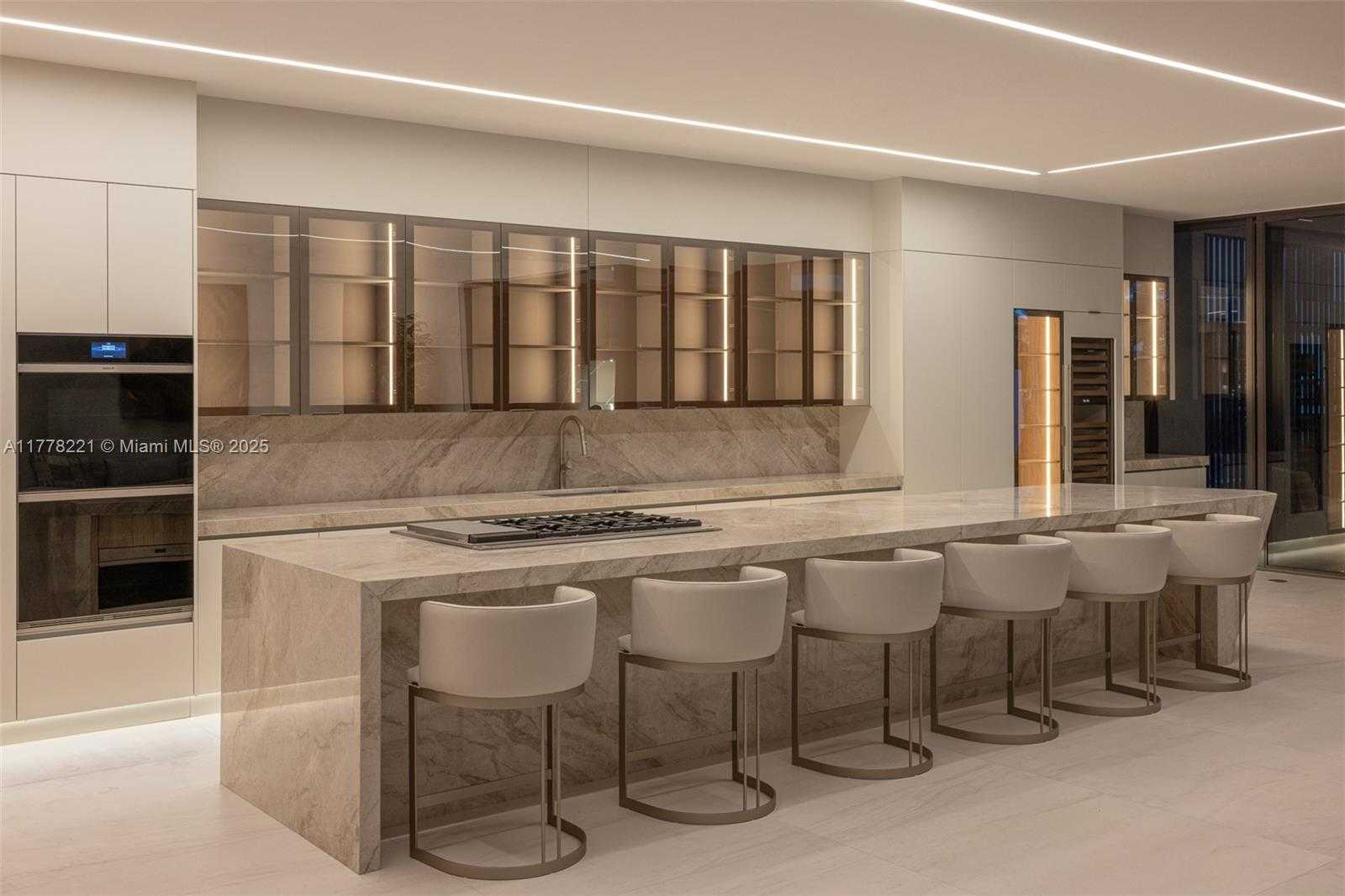Small Image of 725 NORTH EAST 77TH STREET, Miami Number 12