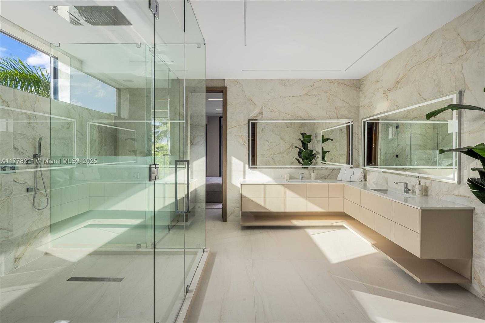 Small Image of 725 NORTH EAST 77TH STREET, Miami Number 18