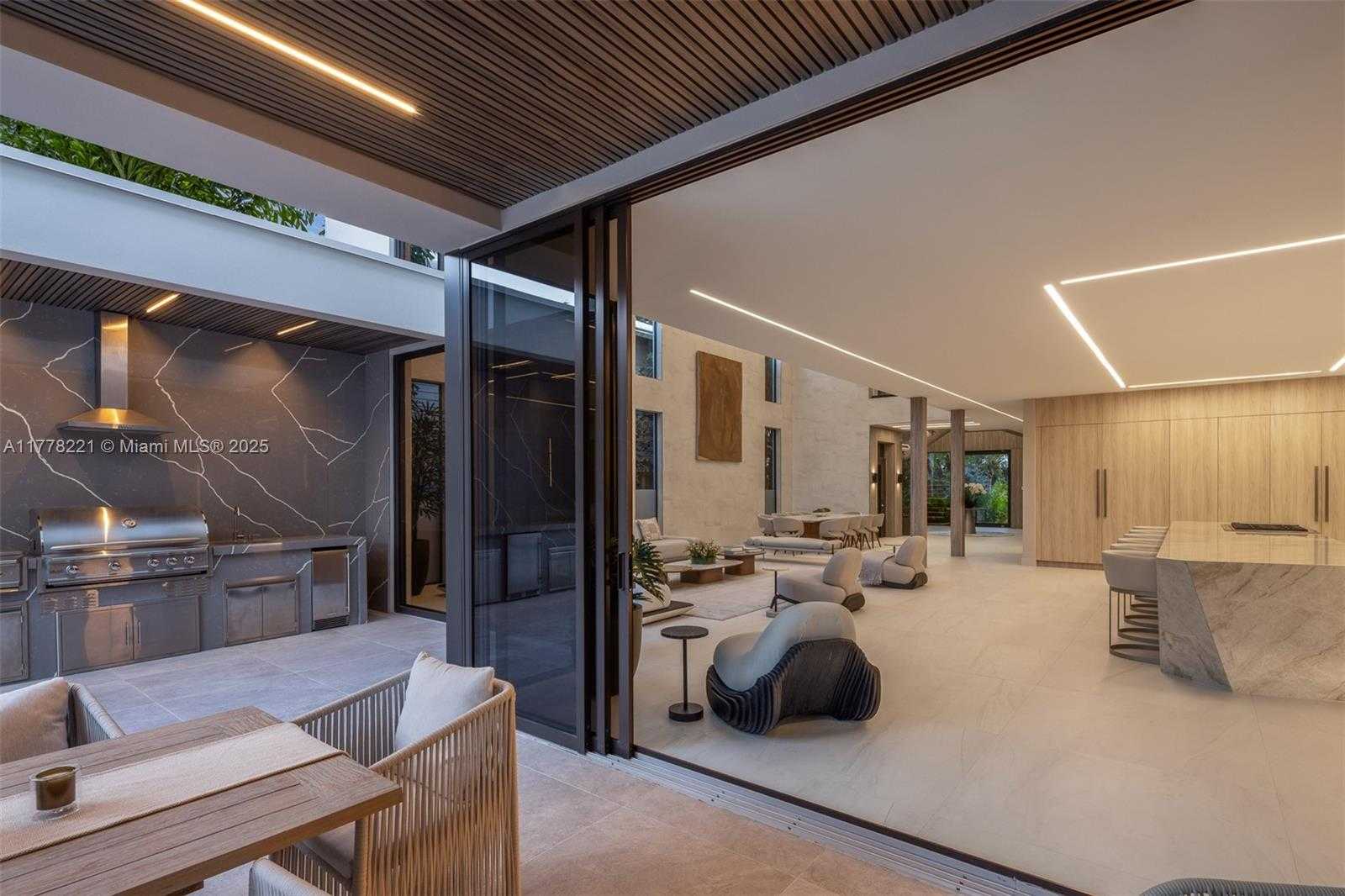 Small Image of 725 NORTH EAST 77TH STREET, Miami Number 20