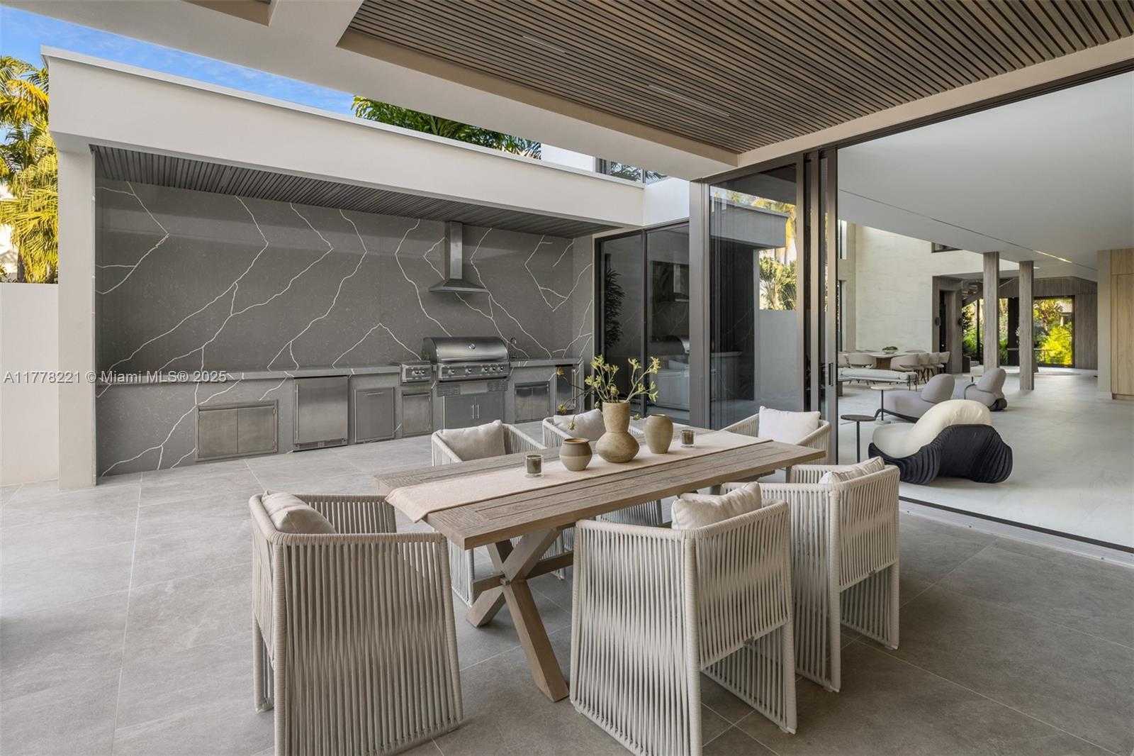 Small Image of 725 NORTH EAST 77TH STREET, Miami Number 22