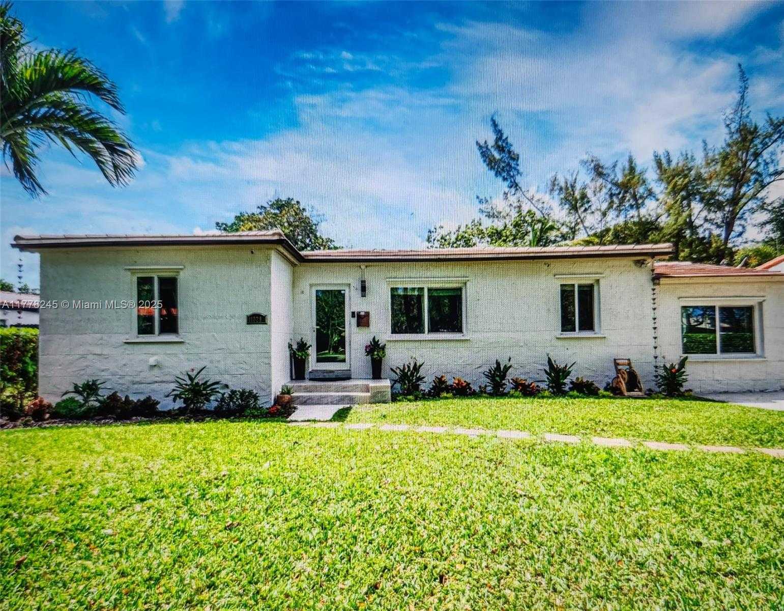 Small Image of 11028 NORTH WEST 2ND AVE, Miami Shores Number 24
