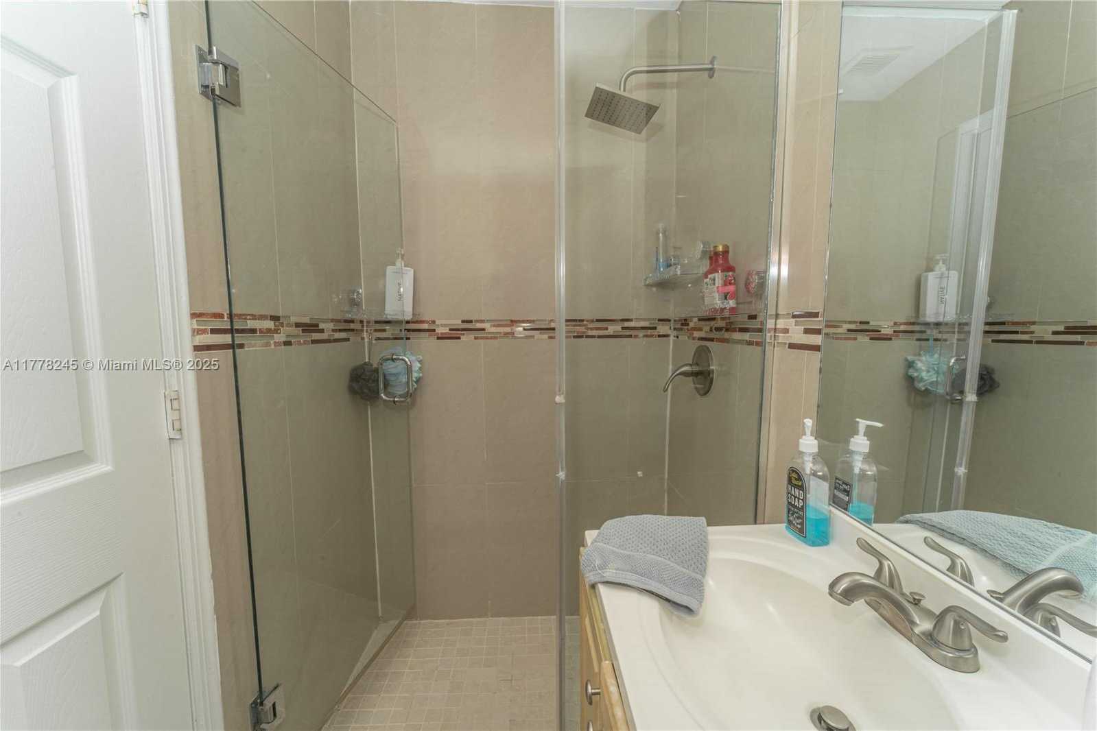 Small Image of 11028 NORTH WEST 2ND AVE, Miami Shores Number 8
