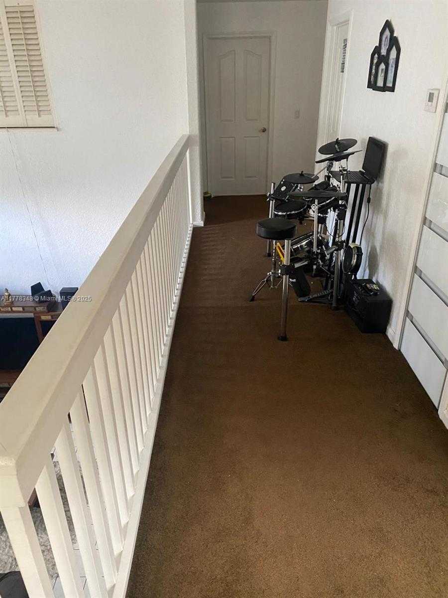 Small Image of 10377 LIMA ST, Cooper City Number 7
