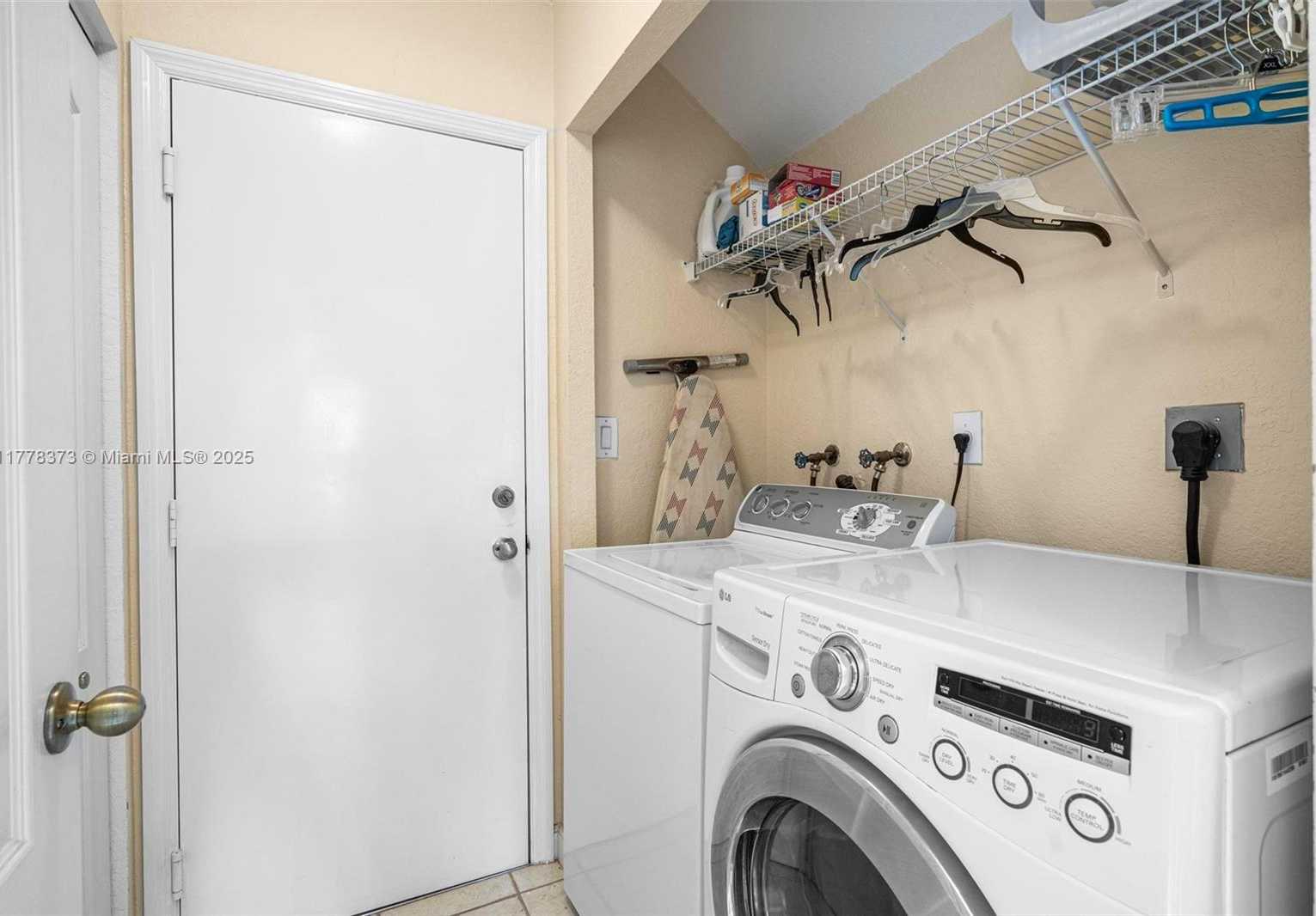 Small Image of 21343 SOUTH WEST 88TH CT, Cutler Bay Number 15