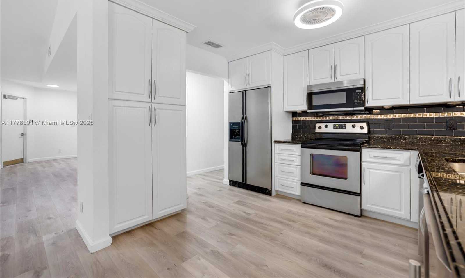 Small Image of 8031 NORTH WEST 47TH CT, Lauderhill Number 11