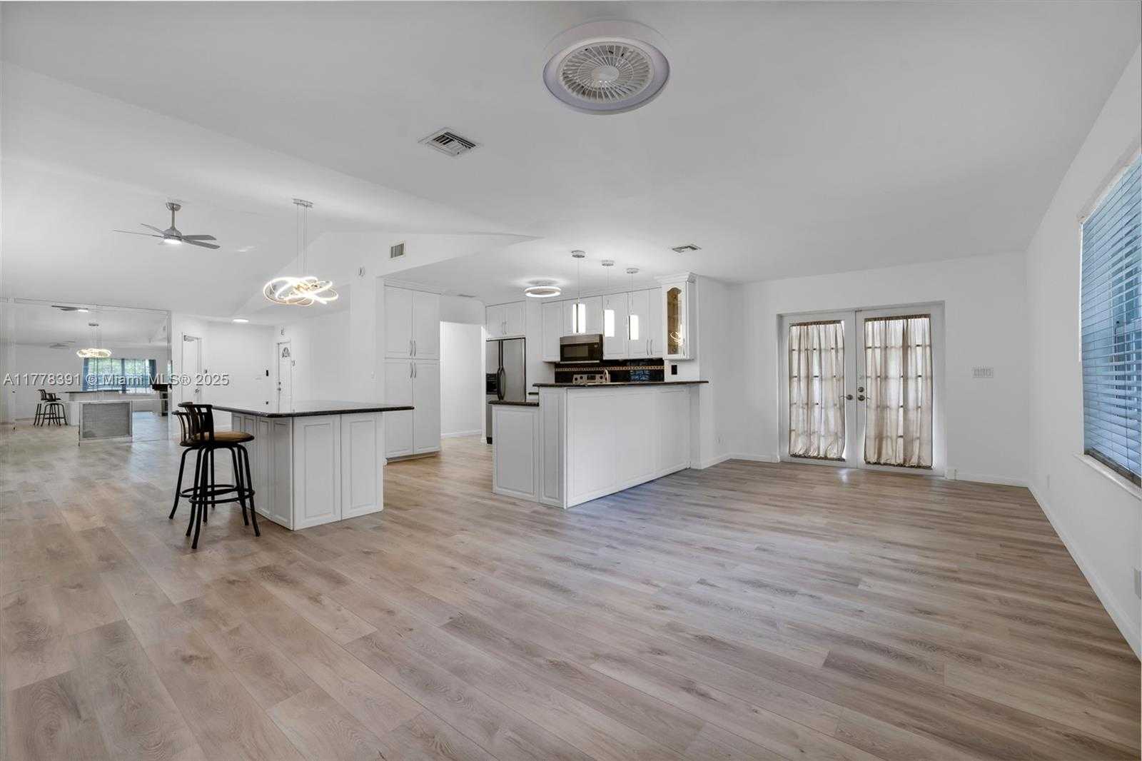 Small Image of 8031 NORTH WEST 47TH CT, Lauderhill Number 12