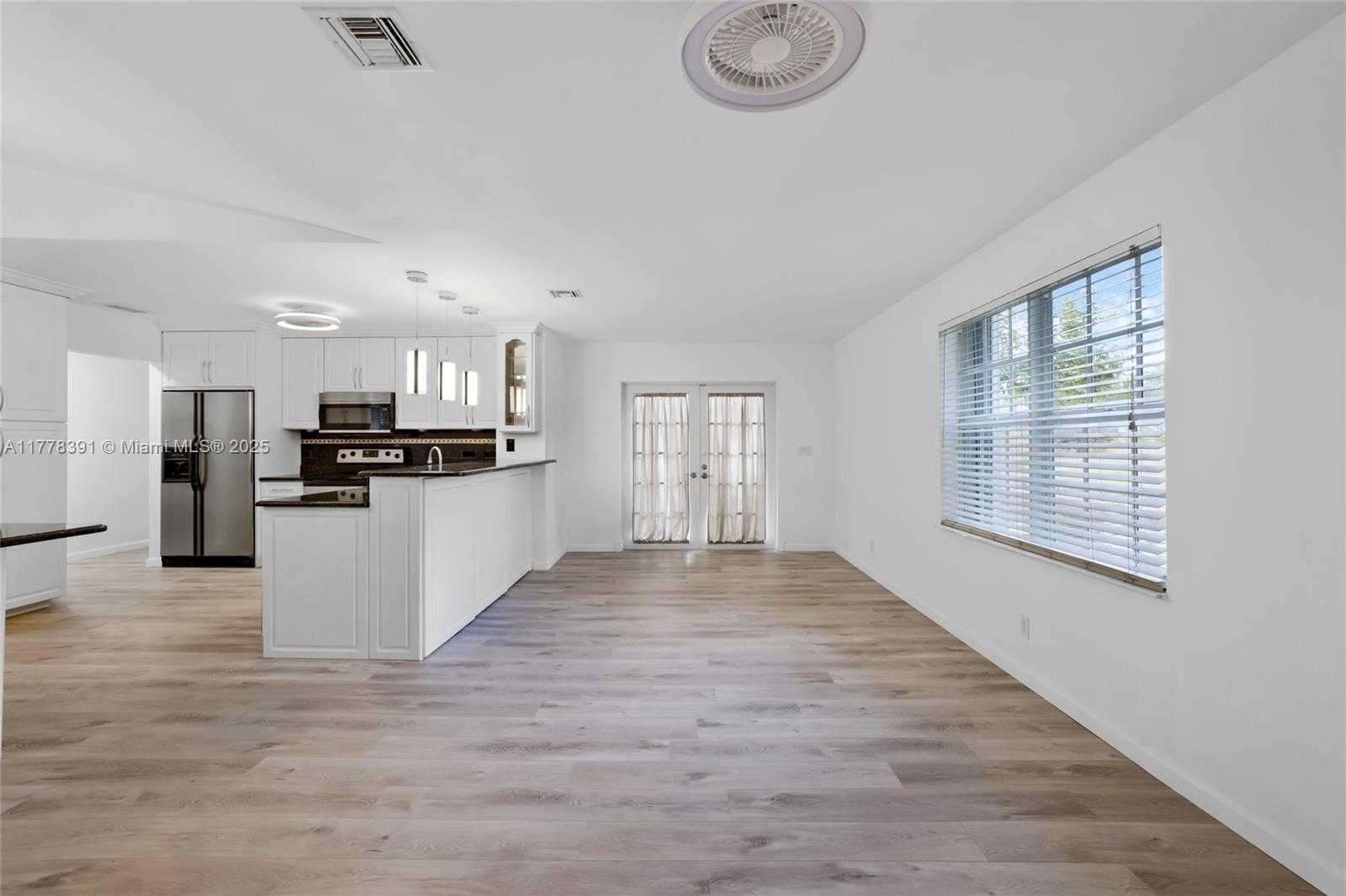 Small Image of 8031 NORTH WEST 47TH CT, Lauderhill Number 13