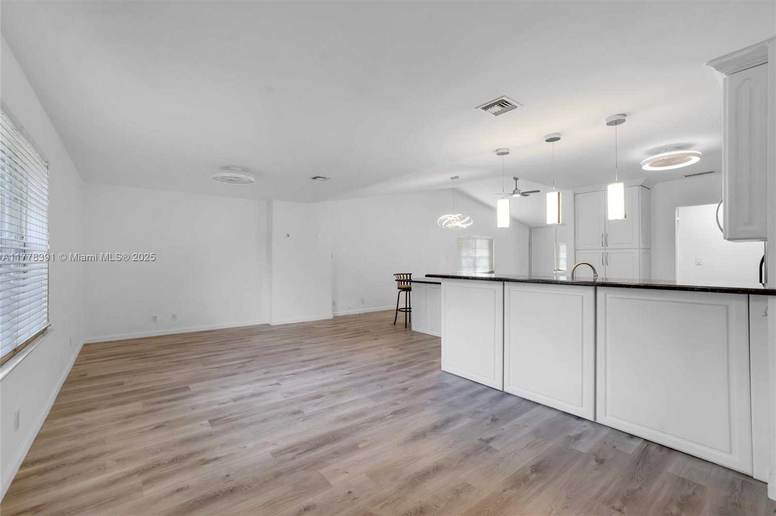 Small Image of 8031 NORTH WEST 47TH CT, Lauderhill Number 16
